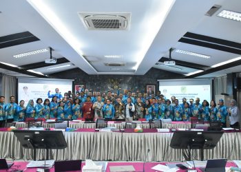 Pj Bupati Kapuas Paparkan Evaluasi Pertanggungajawaban Kinerja Triwulan II di Kemendagri  