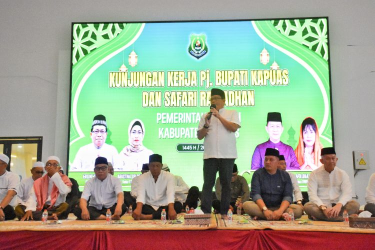 Pj Bupati Kapuas Hadiri Safari Ramadhan Dan Jalin Silaturahmi Bersama Masyarakat Kapuas 
