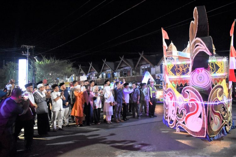 Pawai Gebyar Gema Takbir Hari Raya Idul Fitri 1445 H Berlangsung Meriah 