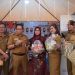 Kunjungi Expo Kapuas 2024, Pj Bupati Erlin Hardi Berkomitmen Majukan UMKM