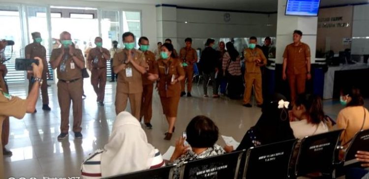 Pj Bupati Barut dan Pj Sekda Sidak Pelayanan Publik