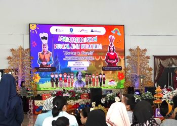 Meriahkan Peringatan Hari Kartini ke 145, Rumah Pintar Taman Askari Kapuas Adakan Lomba Fashion Show Busana Adat Nusantara