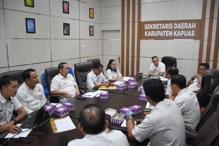 Pemkab Kapuas Gelar Rakor Pembahasan Pagu Anggaran RKPD TA 2025 Dan Kebijakan Tenaga Kontrak Kabupaten Kapuas