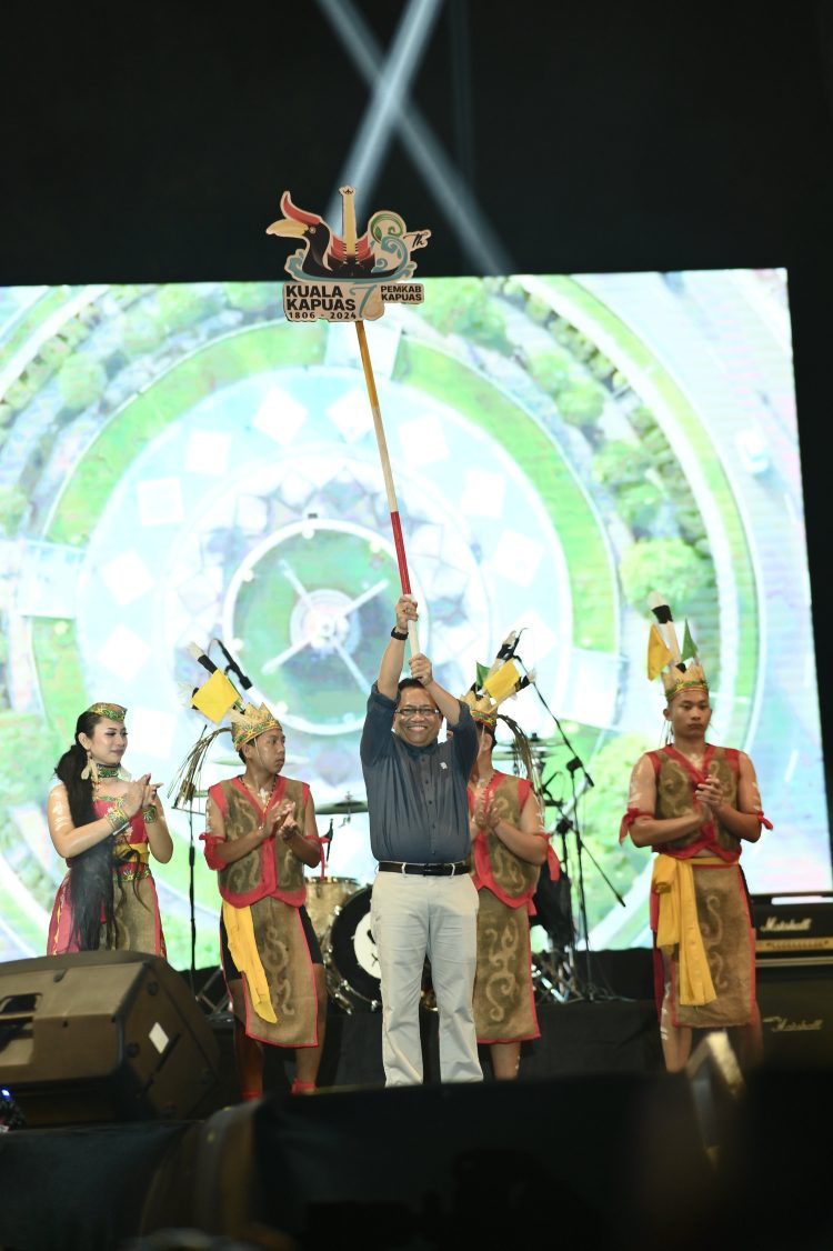 Pestaforia Harjad Kota Kuala Kapuas Sangat Meriah