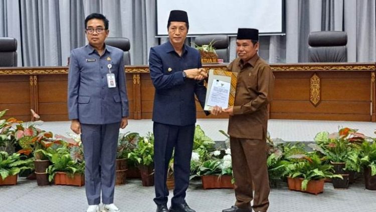 DPRD Gelar Paripurna Penyampaian Pidato Bupati Terkait Raperda Pengelolaan Sampah