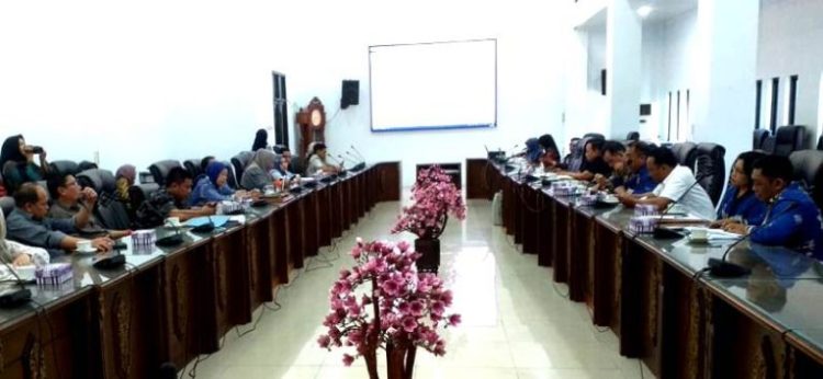 DPRD Barut Gelar RDP Terkait Penerbangan Maskapai Wing Air Jurusan Muara Teweh-Banjarmasin