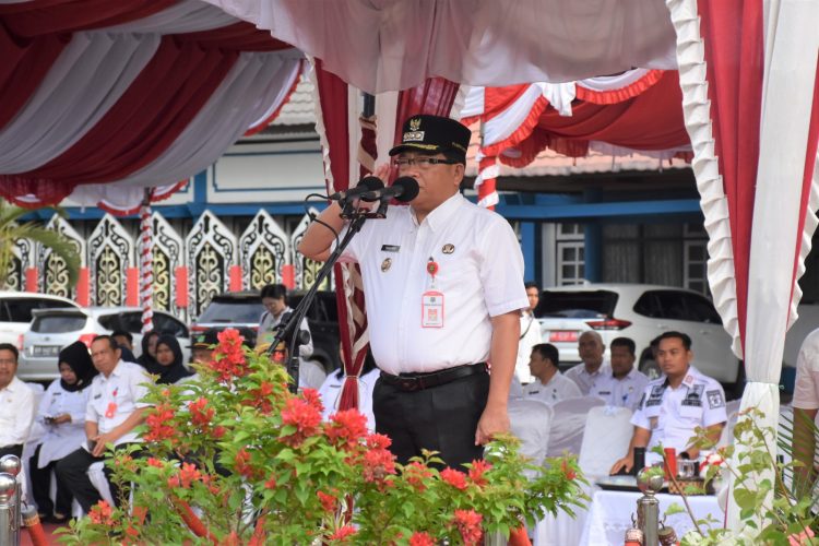 Pj Bupati Kapuas Pimpin Upacara Peringatan Hari Lingkungan Hidup Sedunia Tahun 2024