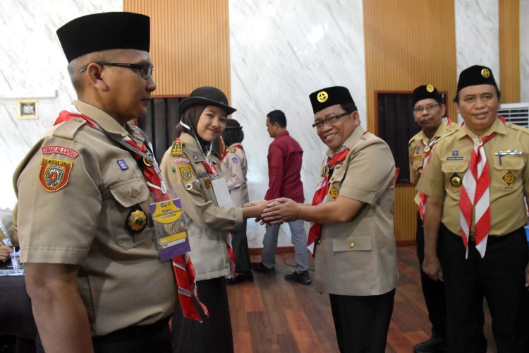 Pj Bupati Kapuas Buka Rakercab Gerakan Pramuka Kwarcab Kapuas 2024
