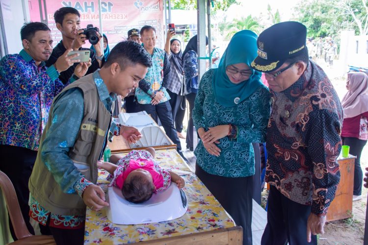 Pj Bupati Kapuas Tinjau Kegiatan Intervensi Pencegahan Stunting