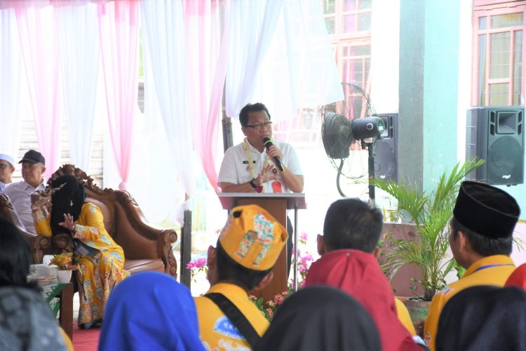 Hadiri Syukuran guru-guru PPPK di Kecamatan Kapuas Murung, Erlin Hardi Harapkan Inovasi Dalam Pola Mendidik