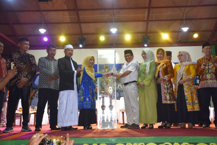 Festival Seni Qasidah Ke II Tingkat Kabupaten Kapuas Resmi Berakhir, dan ditutup Langsung Oleh Pj Bupati