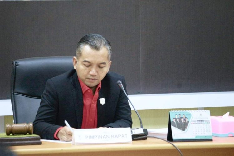Pejabat Daerah Diingatakan Jangan Mengintervensi Soal Pembagian Kebun Plasma