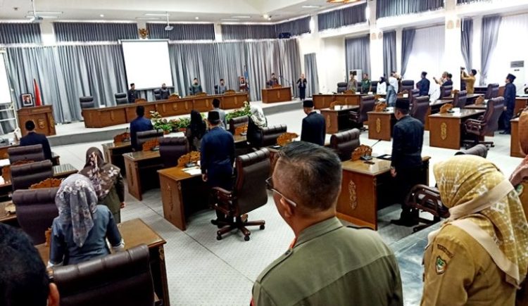DPRD Barut Gelar Rapat Paripurna II Tahun 2024 Terkait Raperda Pengelolaan Persampahan