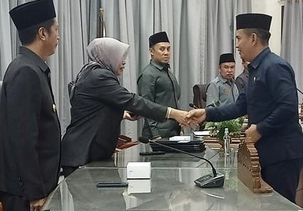Fraksi ARKS Ajukan Lima Buah Pertanyaan Terkait Raperda Pengelolaan Persampahan