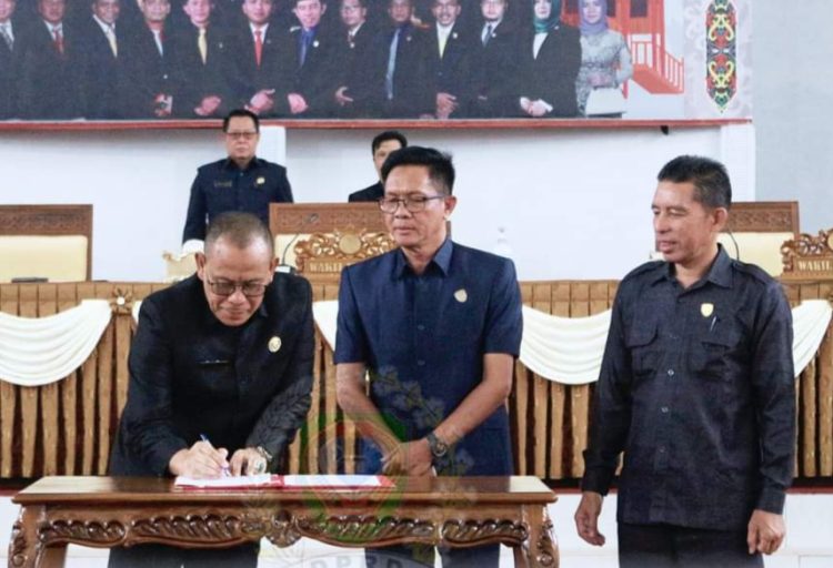 DPRD Seruyan Gelar Paripurna Pengesahan Beberapa Buah Raperda