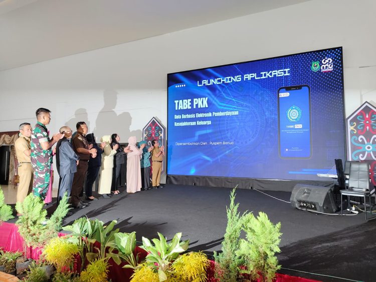Pj Bupati Kapuas Launching Sistem Informasi Tabe PKK