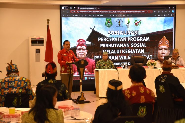 Sekda Kapuas Gelar Sosialisasi Percepatan Program Perhutanan Sosial Melalui Kegiatan Penataan Wilayah Adat di Kabupaten Kapuas