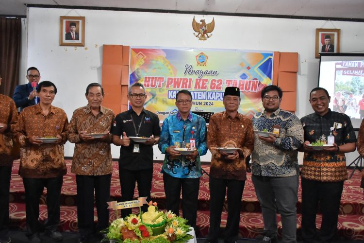 Staf Ahli Bupati Hadiri HUT PWRI ke 62 Tahun, PWRI Berkontribusi Dalam Pembangunan Daerah