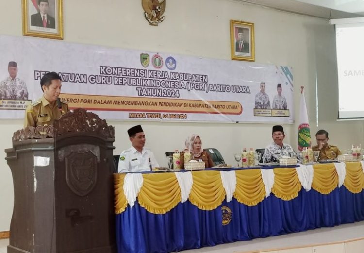 Pj Bupati Barut Ajak Para Guru dan Tenaga Pendidik Amalkan Jati Diri PGRI