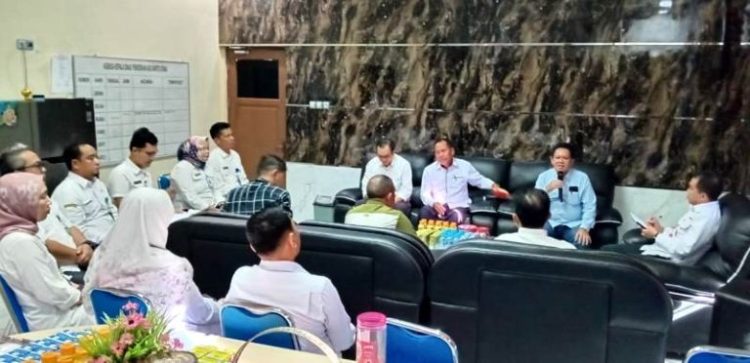 Tim Sahabat H Gogo Purman Jaya Kunjungan Ke Disdik Barut Terkait Program Pendidikan