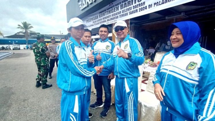 Ketum PBVSI Barut Hadiri Pelepasan Atlet Bola Voly yang Ikuti Selekda Praponas