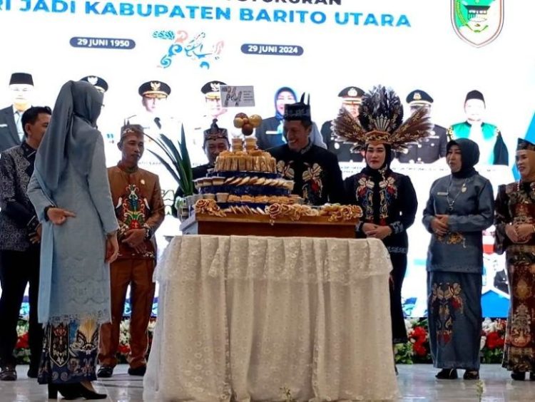 Drs Muhlis Mengatakan Banyak Kemajuan Pembangunan yang telah diraih Pemkab Barut