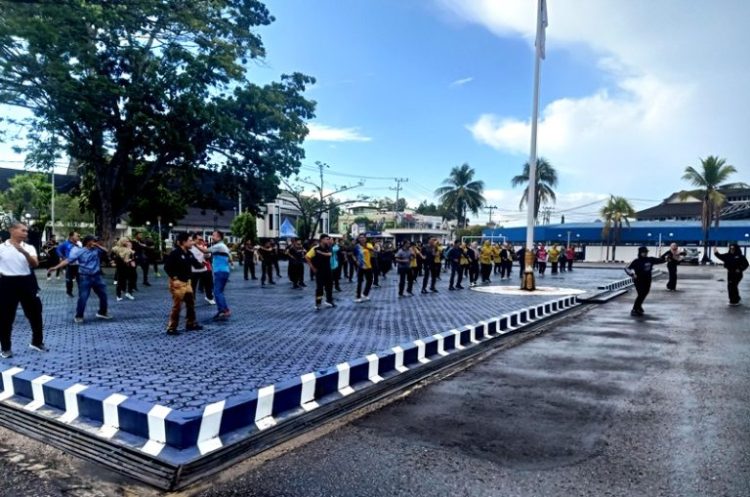 Pj Bupati dan Pejabat Pemkab Barito Utara Gelar Senam Bersama