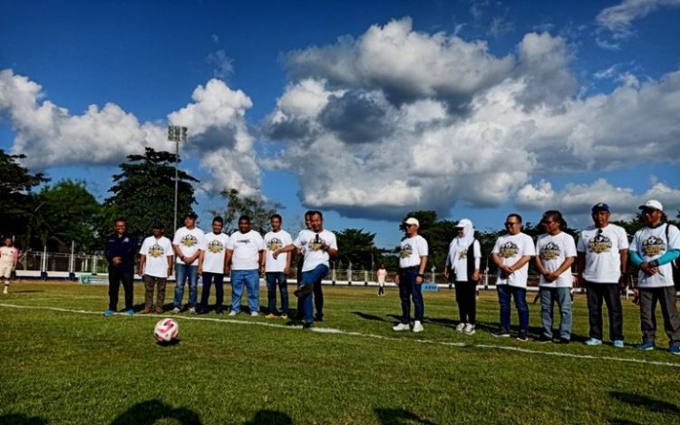 Resmi dibuka Tournamen Sepak Bola U-40, Meriahkan Harjad ke 74 Kabupaten Barut