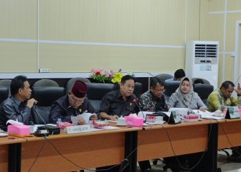 Pasien BPJS Diminta Tebus Obat di Luar Tanpa Ganti Rugi Rumah Sakit