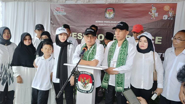 Pasangan Mukhlis – Aswin Resmi Daftar Ke KPU Seruyan