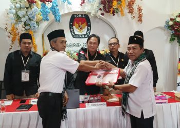 Hari Kedua, KPU Seruyan Terima Pendaftaran Paslon H Pajri – Totok