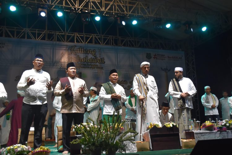 15 Ribu Warga Kapuas Hadiri Kalteng Bershalawat