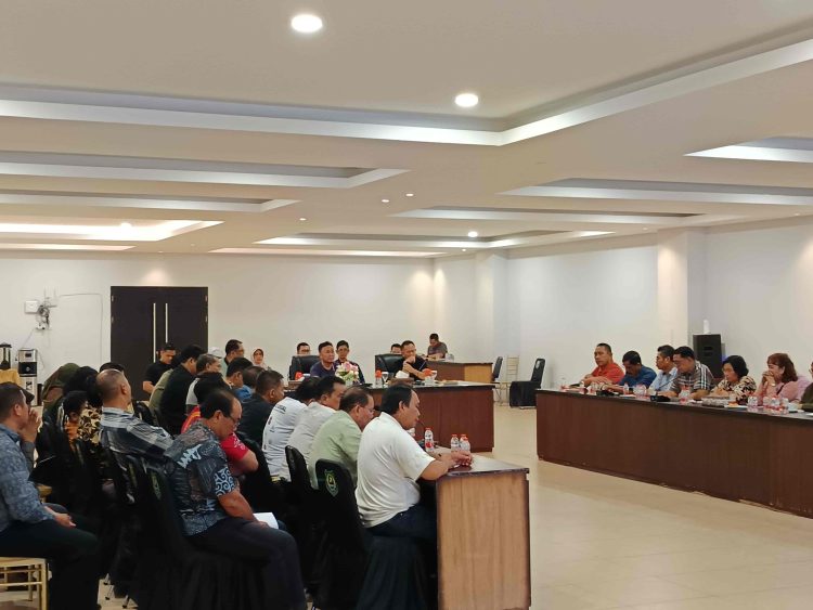 Gubernur Kalteng Pimpin Rapat Koordinasi  bersama OPD dan Camat se Kabupaten Kapuas terkait Pembangunan dan Relokasi RSUD Kapuas 