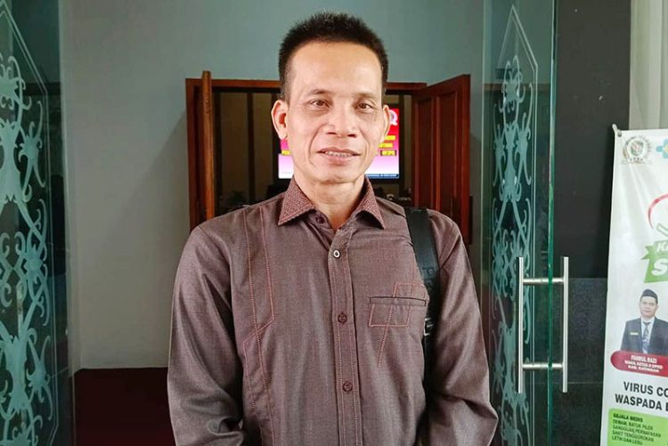  Legislator ini Ingatkan Guru Laksanakan Tugasnya Sebaik Mungkin dan Jangan Sering Meninggalkan Tempat Tugas