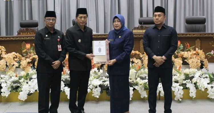 DPRD Barut Gelar Paripurna I Penyampaian Pidato Pengantar Bupati Terhadap Perubahan APBD TA.2024