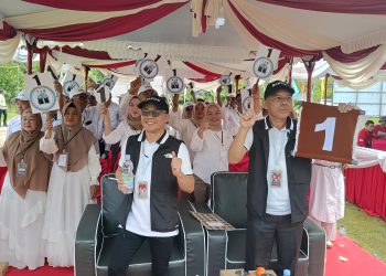 Dapat Nomor Urut 1, Pasangan Mukhlis-Aswin Sujud Syukur