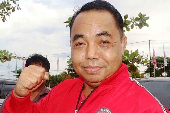 Waspada Pohon Tumbang saat Musim Hujan