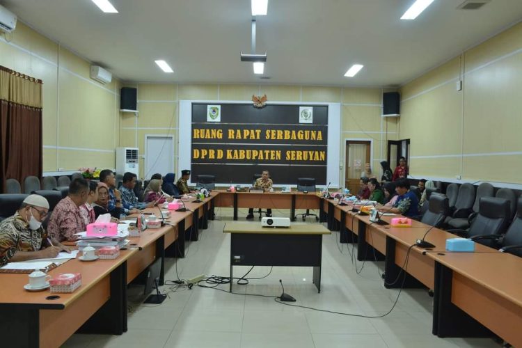 Legislatif dan Eksekutif Seruyan Gelar Rapat Banmus