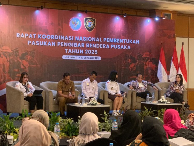 Badan Kesbangpol Prov. Kalteng Ikuti Rapat Koordinasi Nasional Pembentukan Pasukan Pengibar Bendera Pusaka Tahun 2025