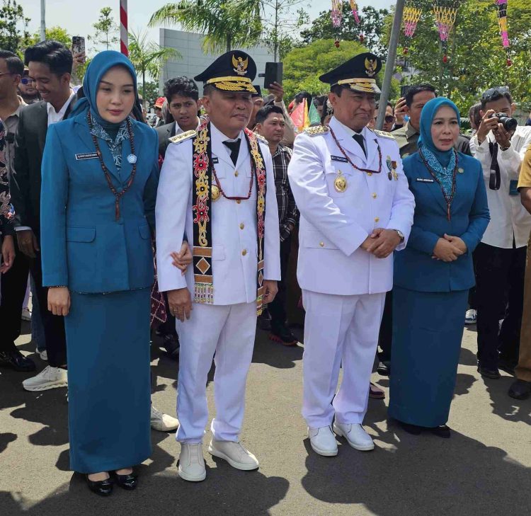ASN Dinas Kelautan dan Perikanan Sambut Gubernur dan Wagub Kalteng 2025-2030