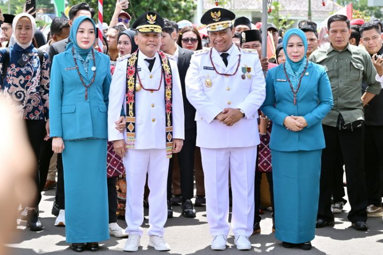 Kepala BAPPERIDA Sambut Kedatangan Gubernur Kalimantan Tengah dan Wakil Gubernur Kalimantan Tengah periode 2025-2030