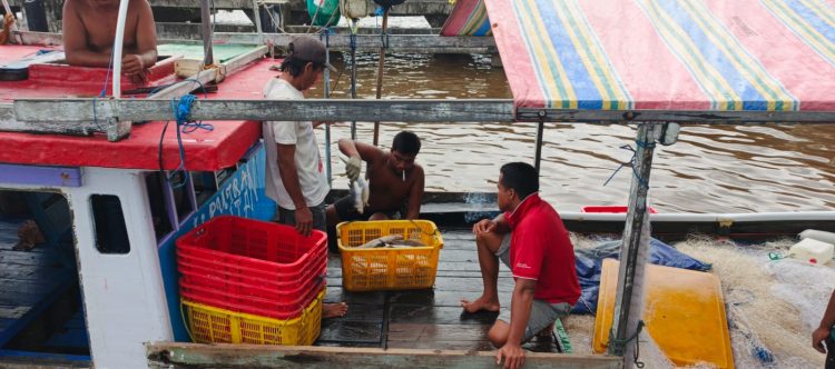 Pelabuhan Perikanan Kumai Proaktif Layani Kebutuhan Nelayan