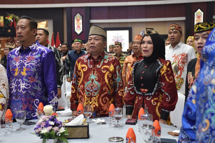 Bupati Kapuas HM Wiyatno Hadiri Serah Terima Jabatan dan Lepas Sambut serta Ramah Tamah Gubernur Kalteng