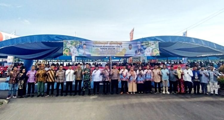 120 Stand Meriahkan Pasar Ramadhan di Kawasan Samping Kantor Bupati