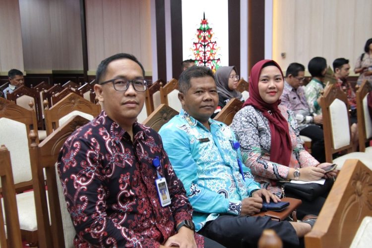 Sekda Dinas PMD Prov. Kalteng Hadiri Rapur Ke-5 Masa Persidangan II (Kedua) Tahun Sidang 2025
