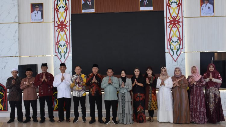 Sambut Idul Fitri 1446 H Bupati Kapuas Gelar Open House