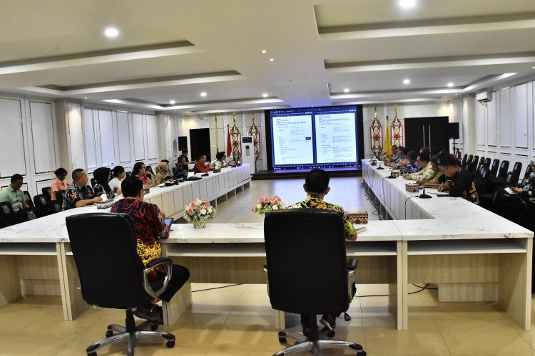 Sekda Pimpin Rapat Pembentukan Panitia HUT Pemkab ke-74 Dan Harjad Kota Kuala Kapuas Ke-219