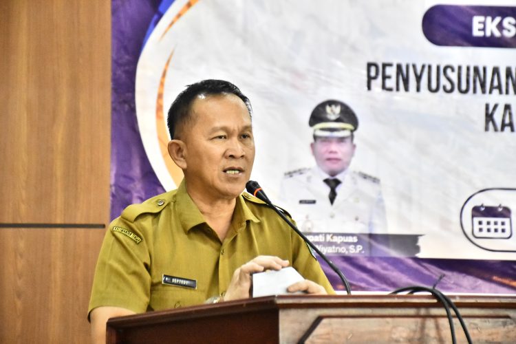 Sekda Kapuas Buka Ekspose Laporan Pendahuluan Penyusunan Peta Potensi Dan Peluang Investasi Kabupaten Kapuas Tahun 2025
