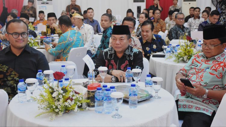 Bupati Kapuas Hadiri Kenal Pamit Kapolda Kalteng
