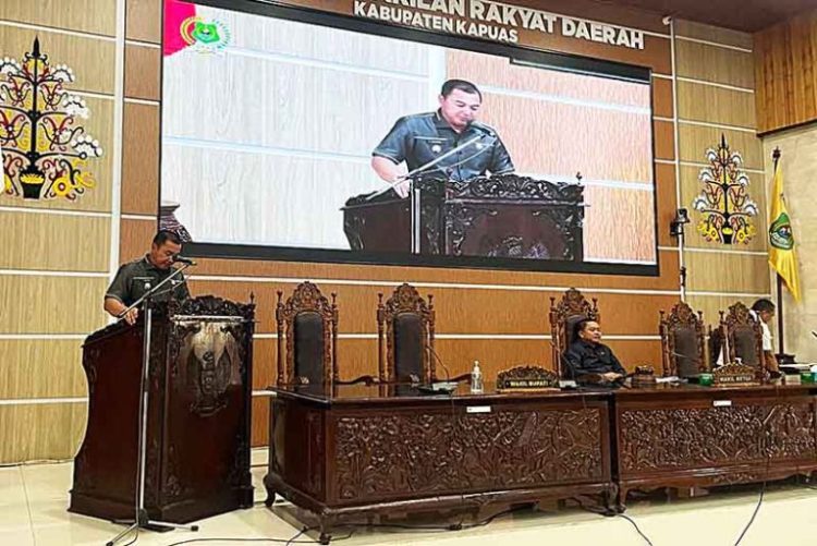 DPRD Kapuas Gelar Rapur Dengarkan Jawaban Eksekutif